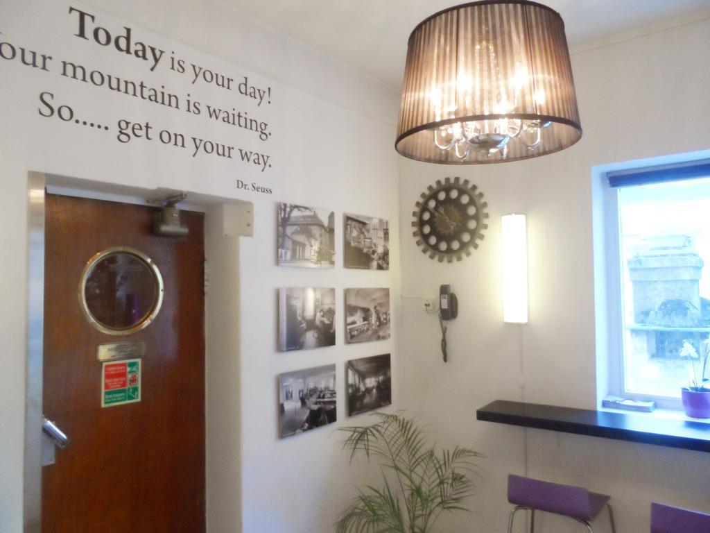 Vandrerhjem Marken Guesthouse *